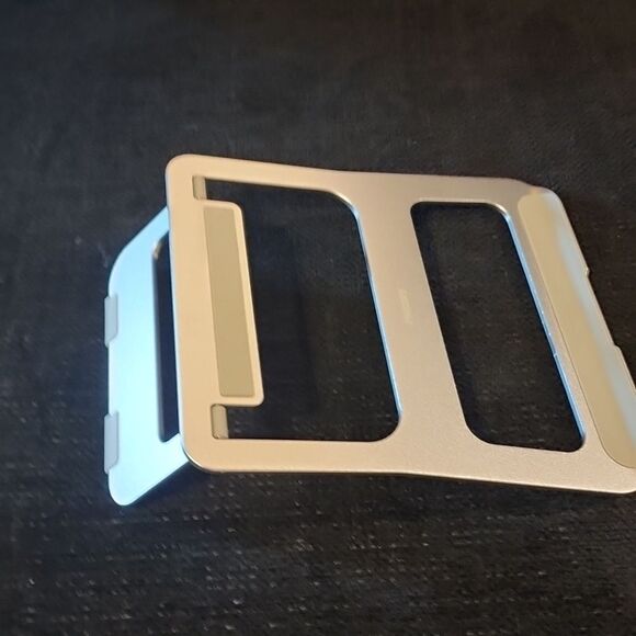 Phillips Ultra Thin Metal Laptop Stand - Picture 6 of 10